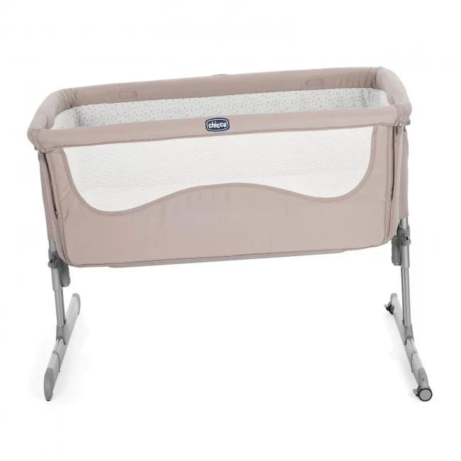 Chicco Next2Me Side Sleeping Crib Bedside Crib Co Sleeping Crib