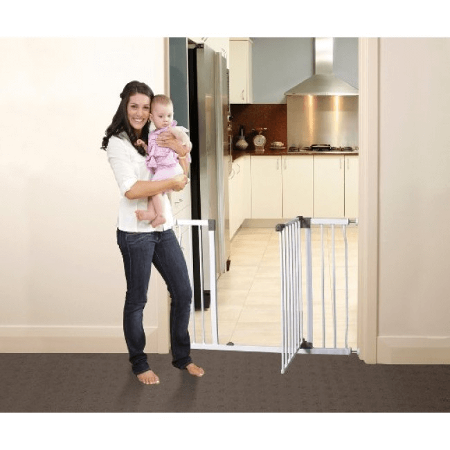 Dreambaby liberty xtra wide hotsell hallway gate