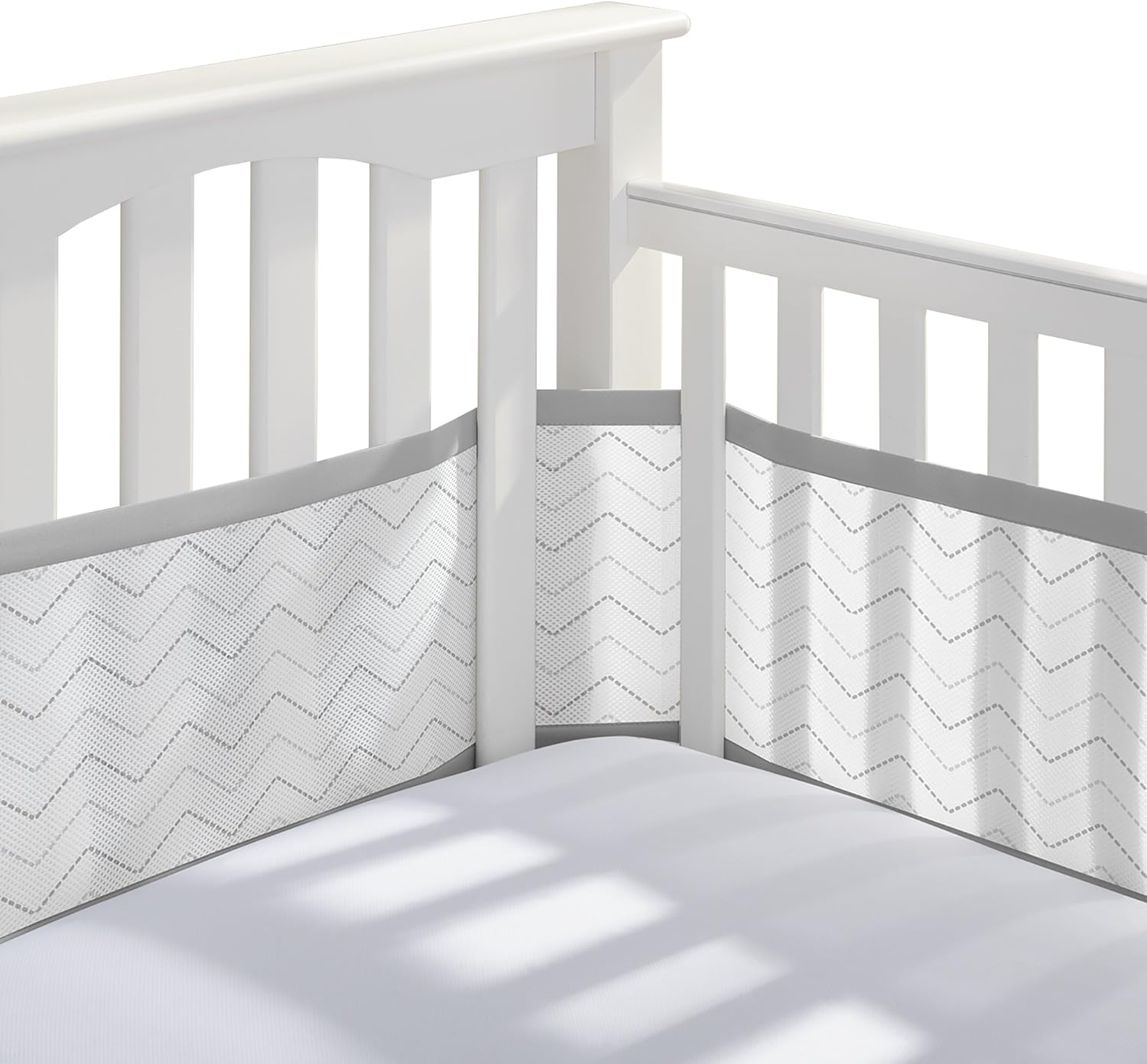 BreathableBaby Mesh Liner 4 Sided - Grey Chevron