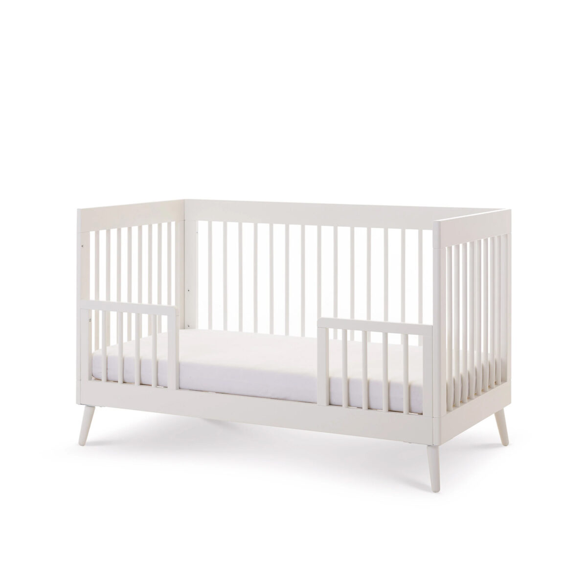 Obaby-Maya-Nordic-White-cotbed-5