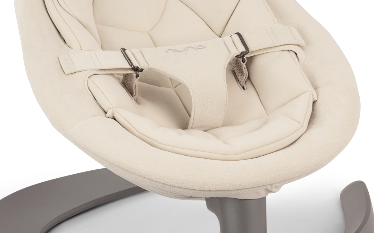 Nuna_LEAFgrow_2024_Cloud_Angle_Infant DETAIL_GL_2400